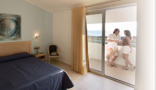 Hotel Parco Della Rocca Punta Braccetto Exteriér fotografie